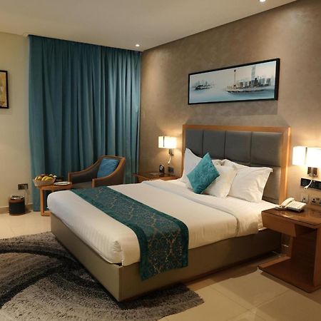 Meshal Hotel Al-Manamah Bagian luar foto