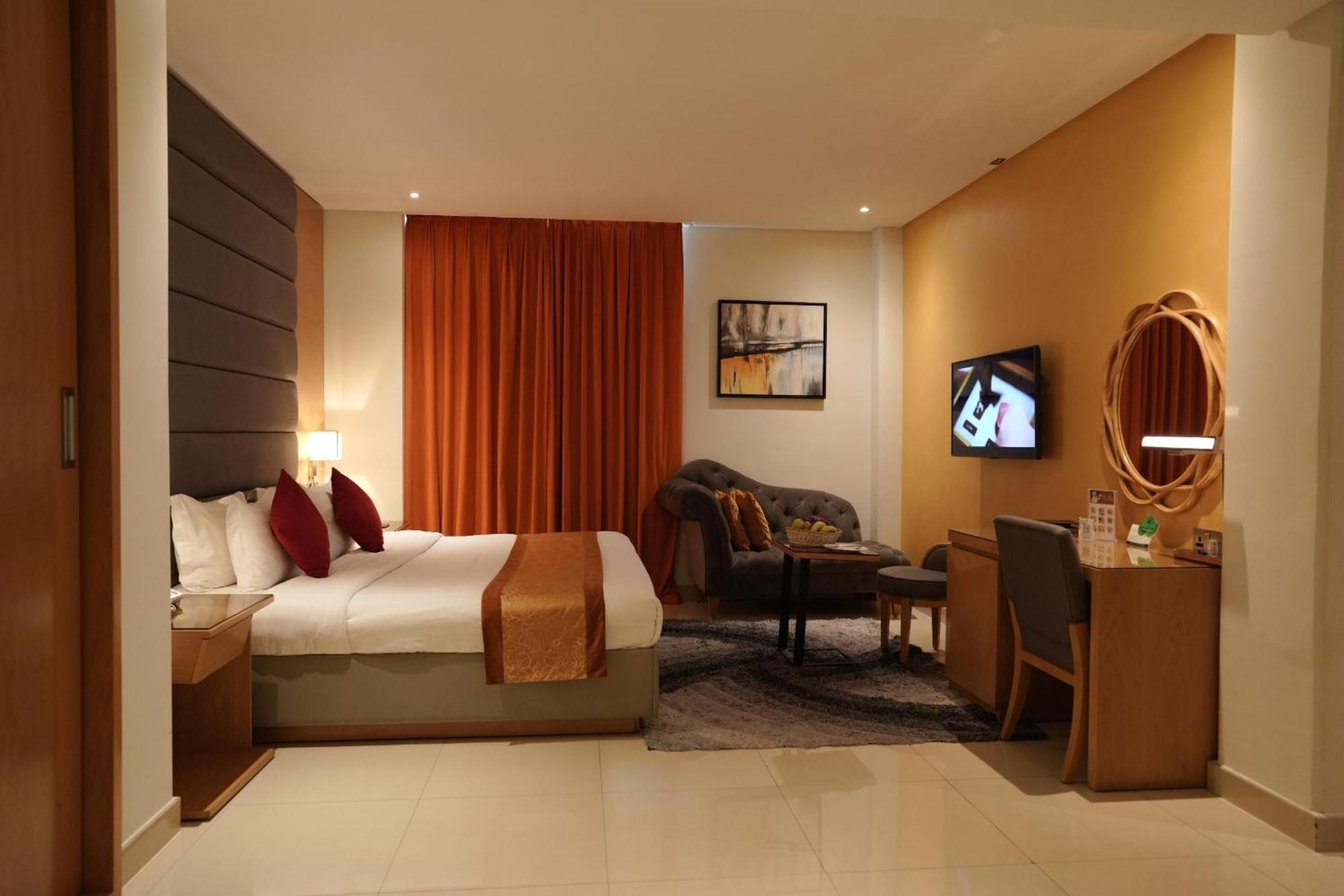 Meshal Hotel Al-Manamah Bagian luar foto